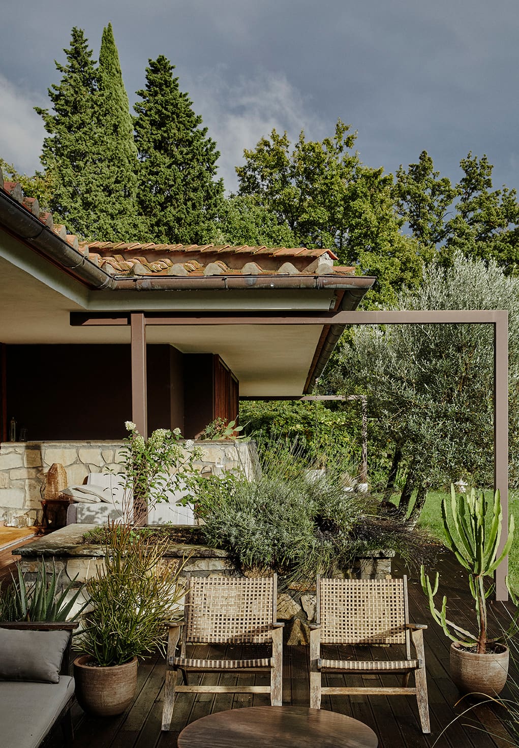 Via delle Serre — il salotto outdoor